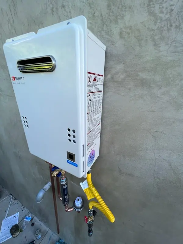 Tankless water heater installation for Lakepoint homes